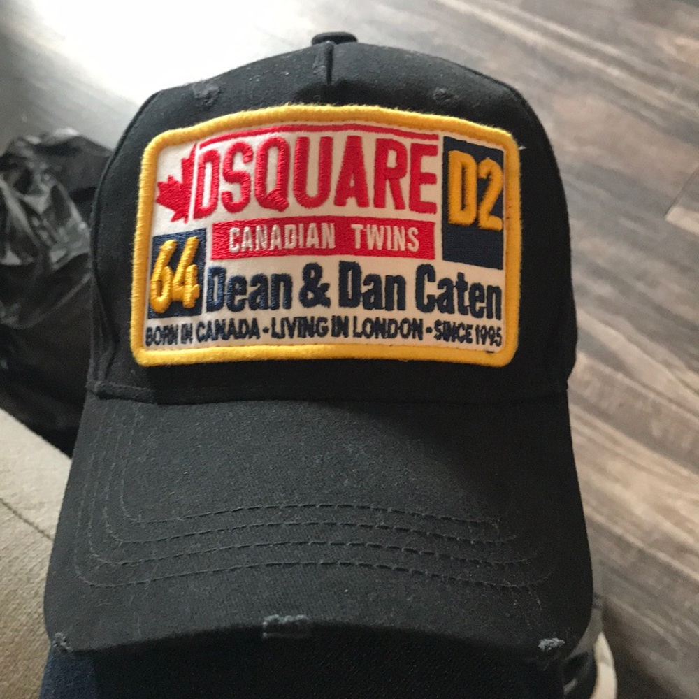 DSquared 2 hat